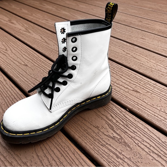 Women’s Dr. Martens Smooth Leather Combat Boots White / Black - Picture 8 of 10